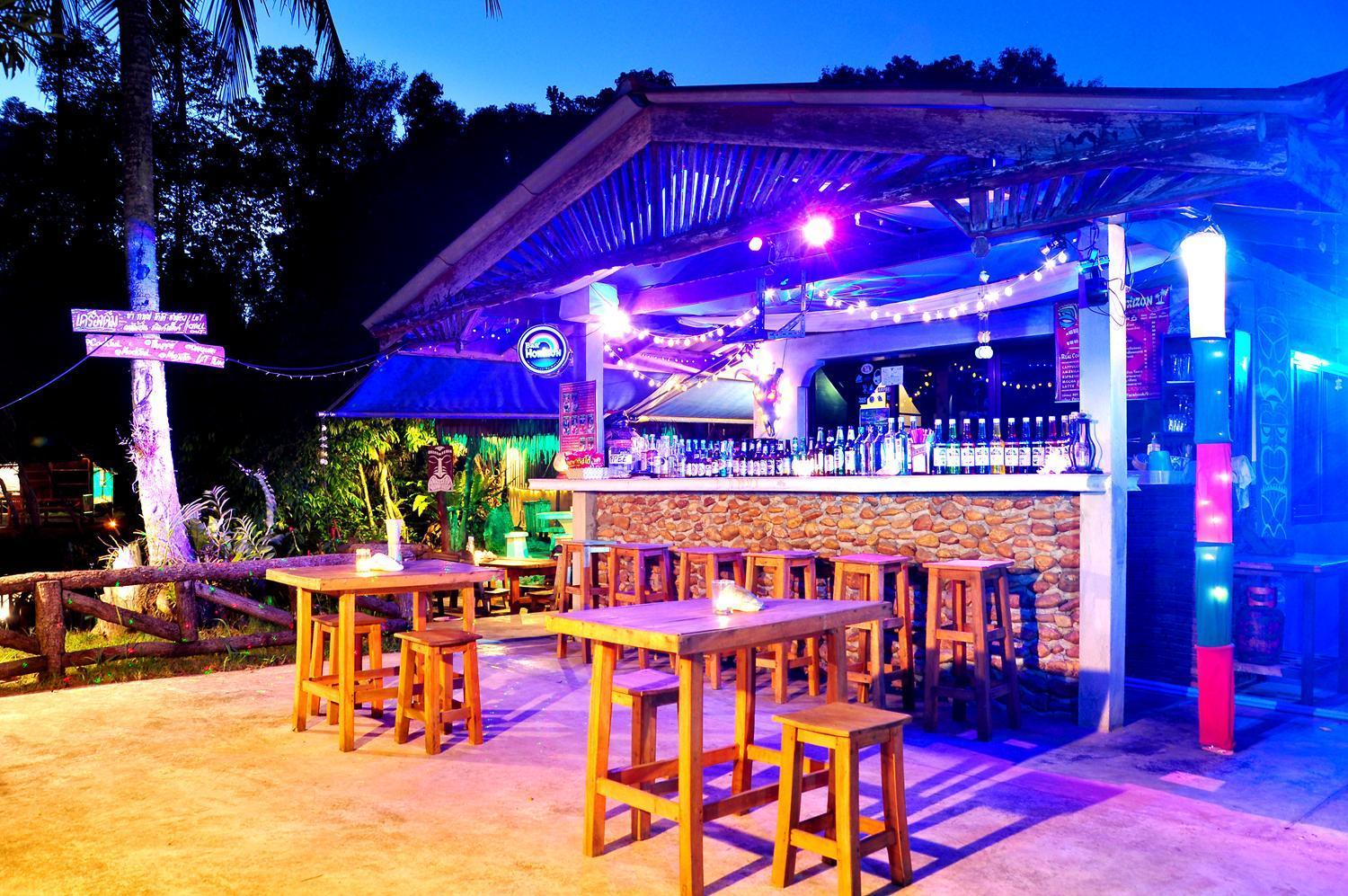Bar Horizon Hostel Chumphon Luaran gambar